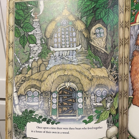 Vintage 1987 Goldilocks and the three bears children’s hardcover book. - Picture 5 of 9